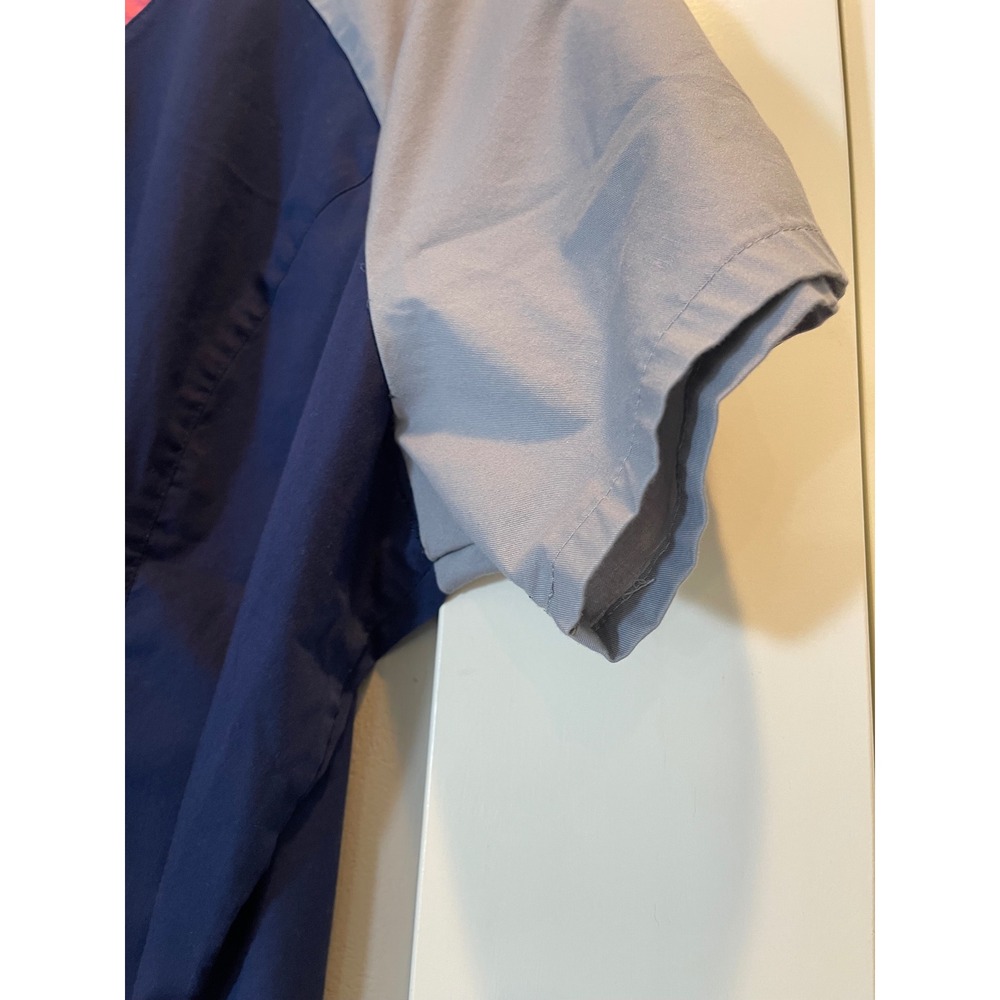 Butter-Soft Stretch Scrub Top Womens 2X Navy Grey Pink Colorblock V-Neck Pockets - Picture 8 of 12